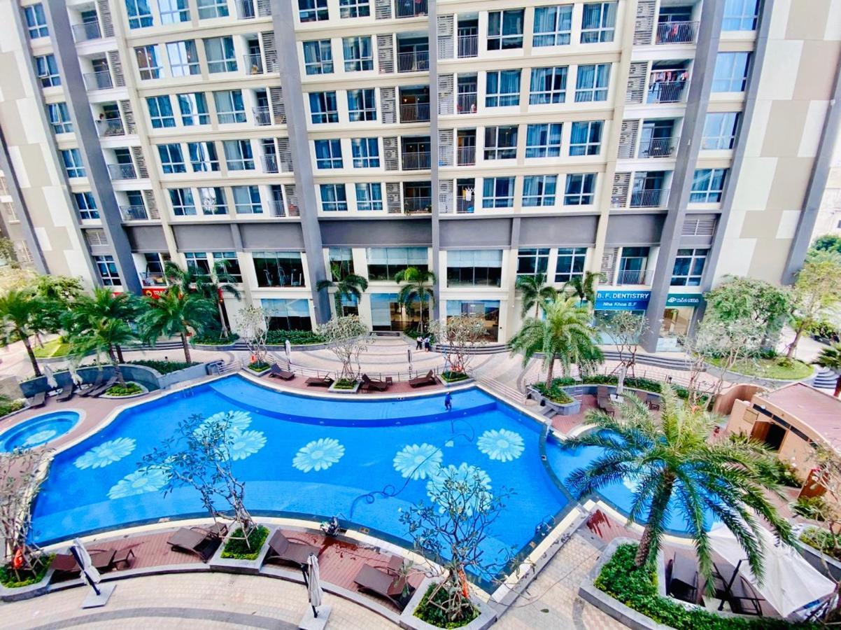 Landmark - Homes By Christine Ho Şi Min Exterior foto